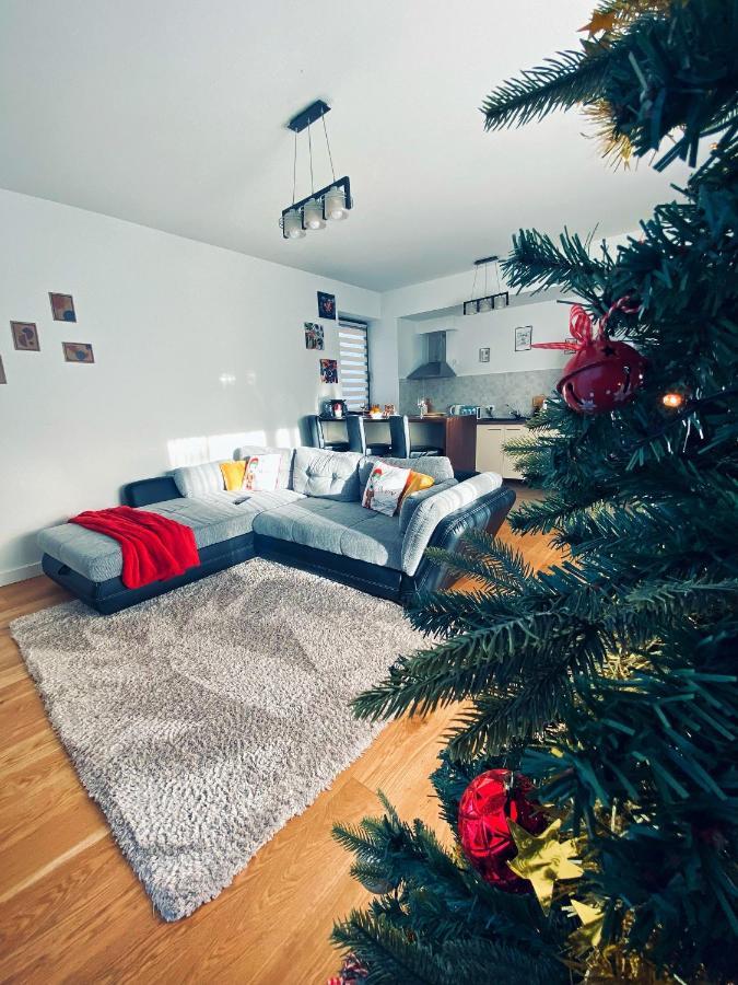 Appartamento 8Ight Braşov Esterno foto